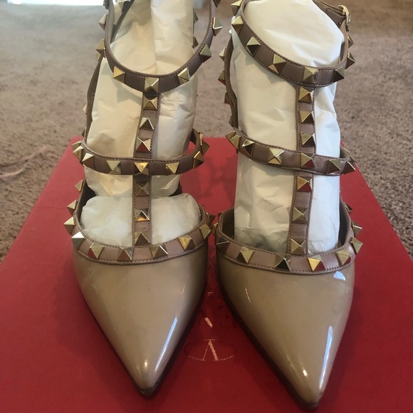 Valentino Valentino 😍 - Picture 1 of 7